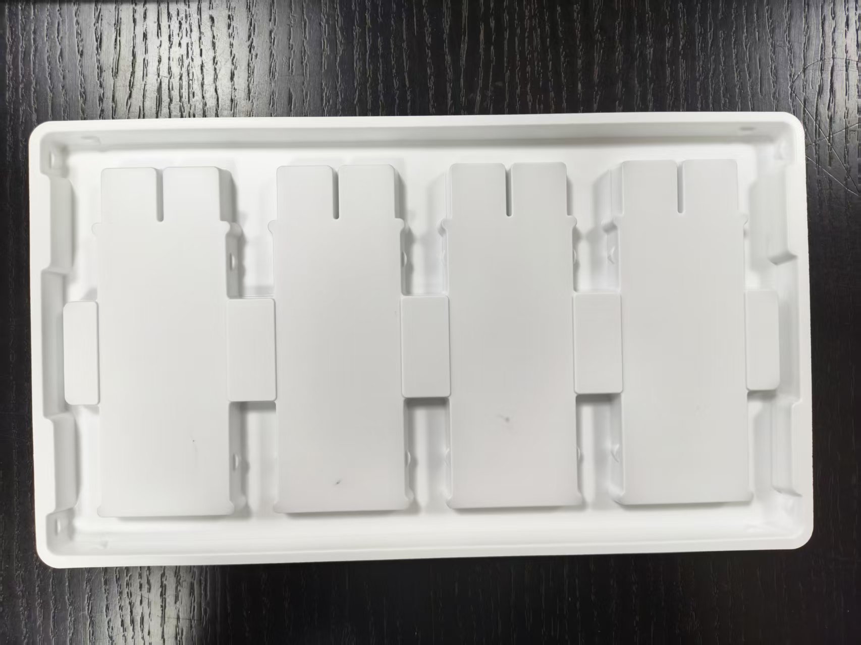 白色吸塑内托实拍（一）