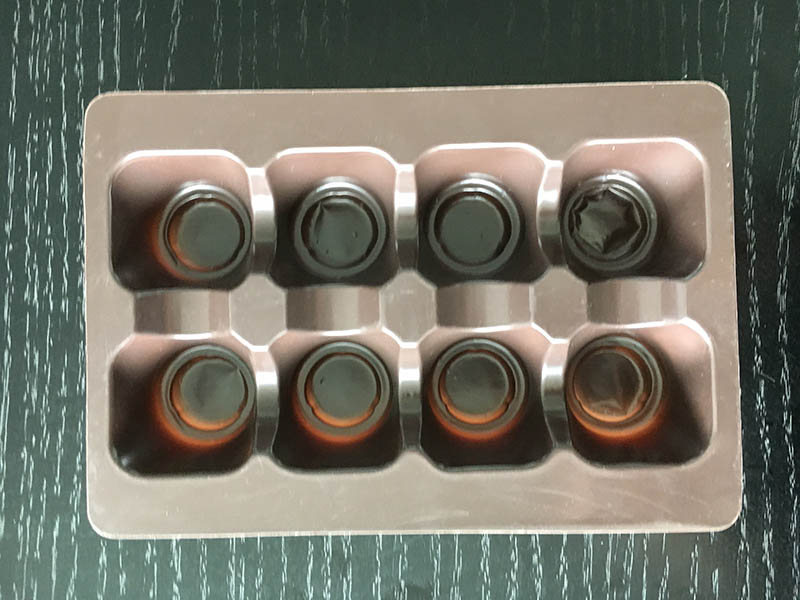 功克力镀金吸塑底托